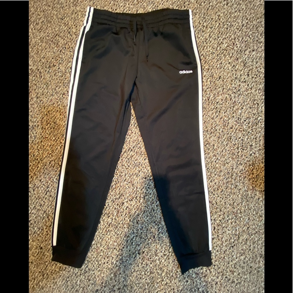 ADIDAS BLACK JOGGERS w/ WHITE STRIPE